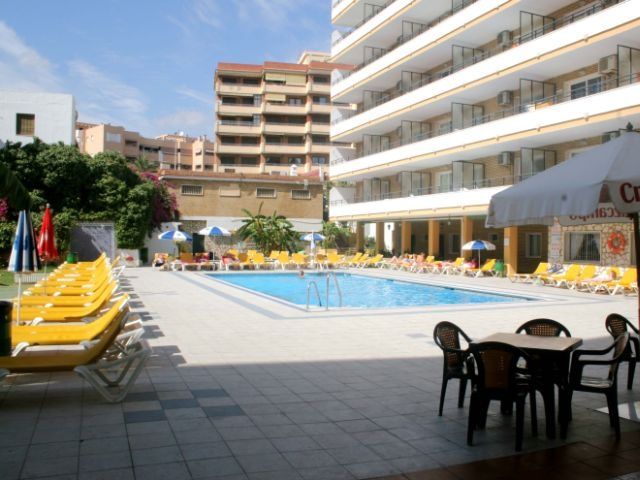 Apts Buensol Torremolinos Bagian luar foto