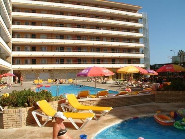 Apts Buensol Torremolinos Bagian luar foto