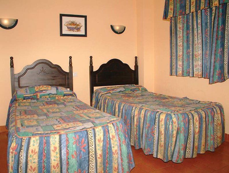 Apts Buensol Torremolinos Bagian luar foto